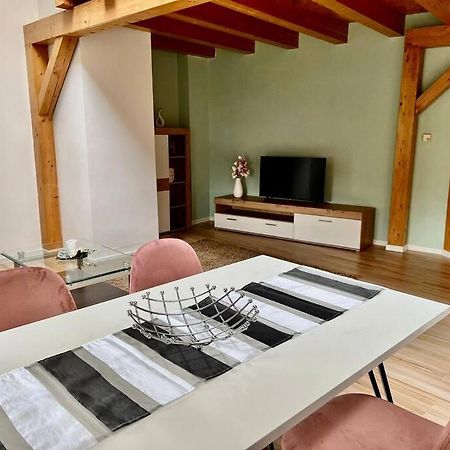 Wanderurlaub Mit Und Ohne Hund! Apartment Harra Exterior photo